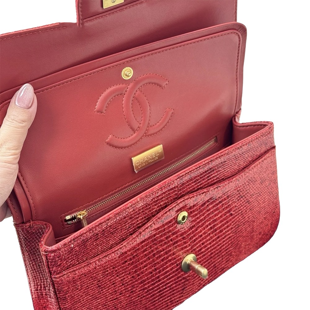 Chanel Medium Flap Shoulder Bag Red Lizard Leather GHW - view 3